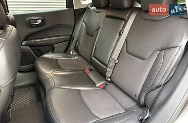 Внедорожник / Кроссовер Jeep Compass 2019 в 