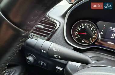 Внедорожник / Кроссовер Jeep Compass 2019 в 