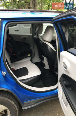 Внедорожник / Кроссовер Jeep Compass 2017 в 