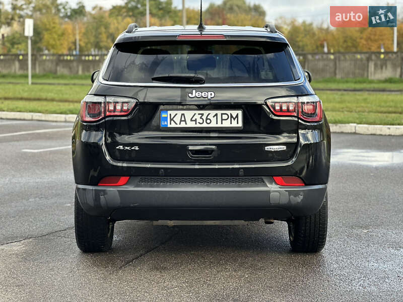 Внедорожник / Кроссовер Jeep Compass 2017 в Киеве