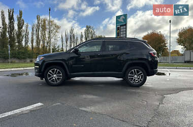 Внедорожник / Кроссовер Jeep Compass 2017 в 