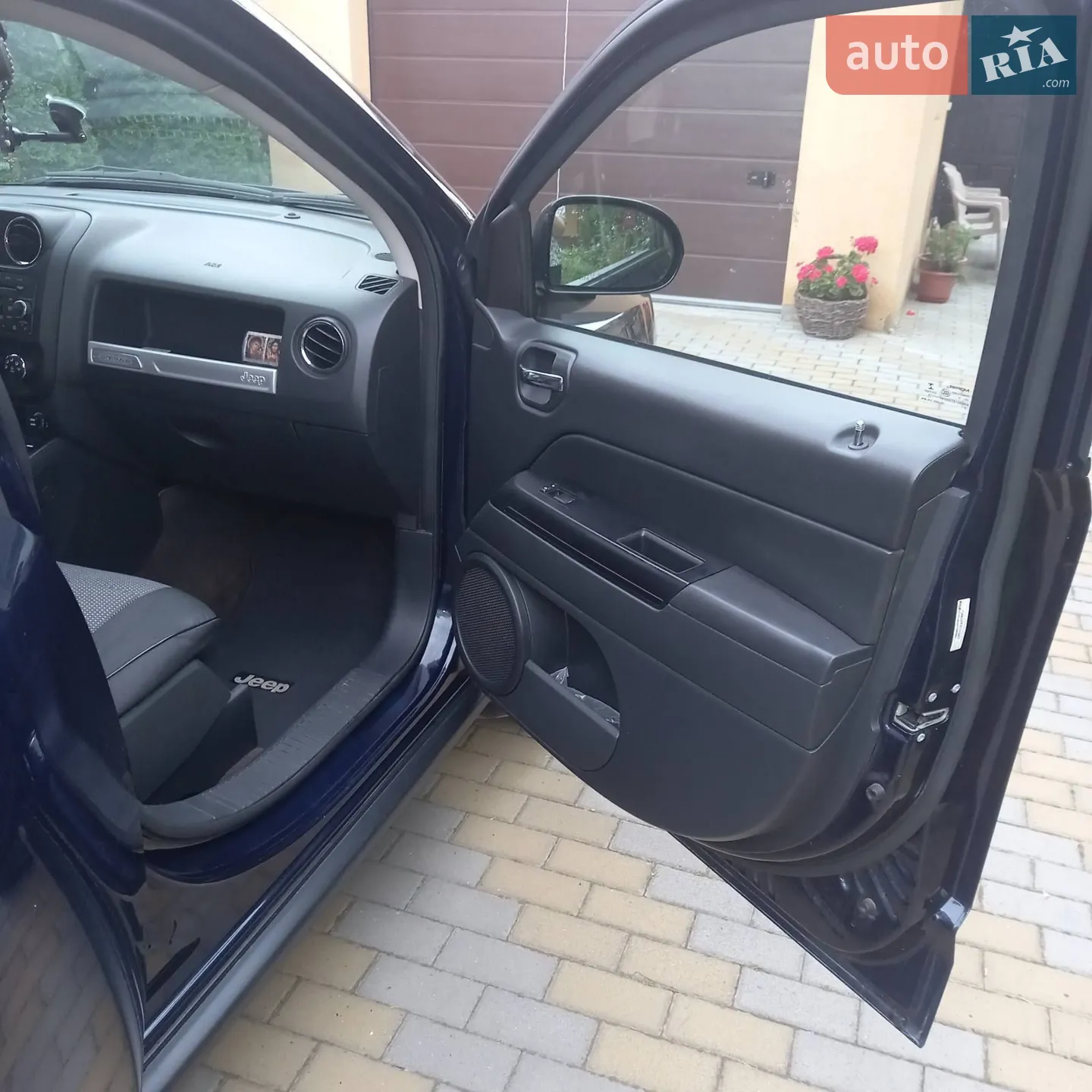 2016 Jeep Compass - мініатюра 8