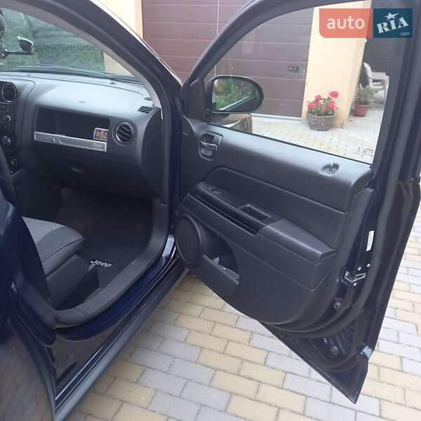 Внедорожник / Кроссовер Jeep Compass 2016 в Ивано-Франковске