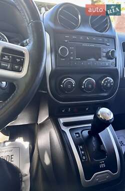 Внедорожник / Кроссовер Jeep Compass 2016 в 