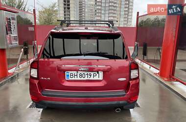 Внедорожник / Кроссовер Jeep Compass 2013 в 