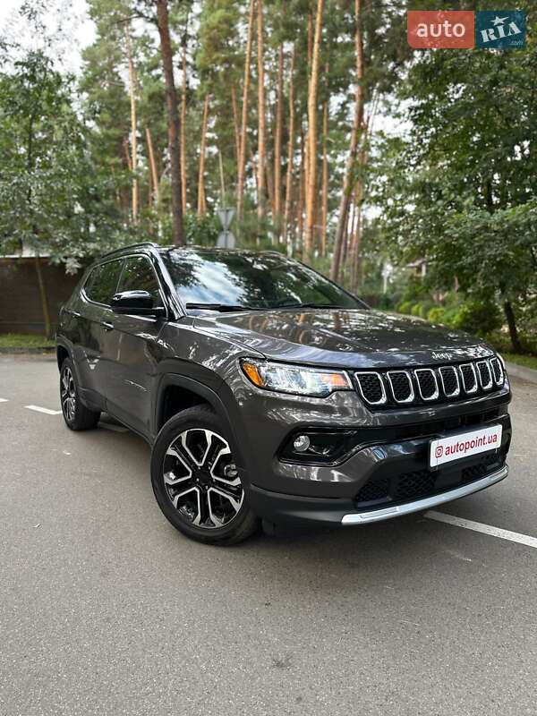 Внедорожник / Кроссовер Jeep Compass 2023 в 