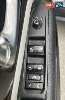 Внедорожник / Кроссовер Jeep Compass 2023 в 