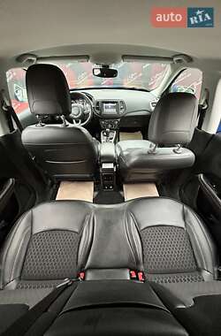 Внедорожник / Кроссовер Jeep Compass 2018 в 