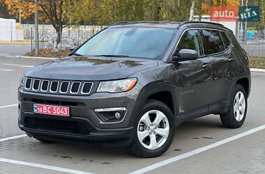Внедорожник / Кроссовер Jeep Compass 2018 в 
