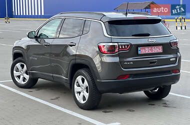 Внедорожник / Кроссовер Jeep Compass 2018 в 