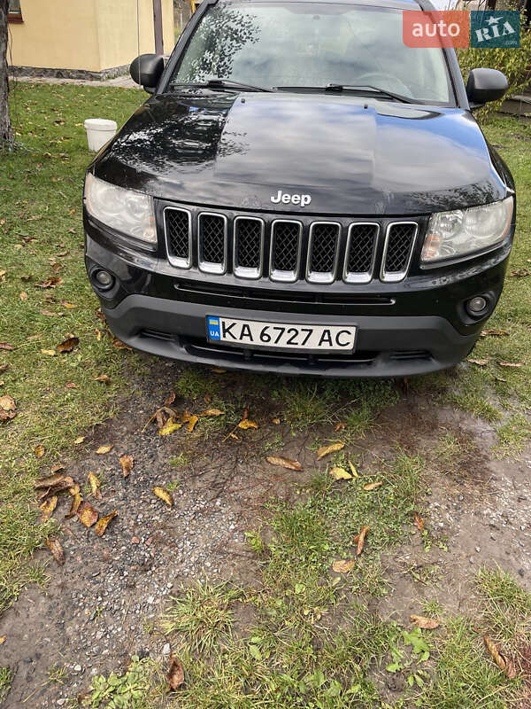 Внедорожник / Кроссовер Jeep Compass 2012 в Киеве