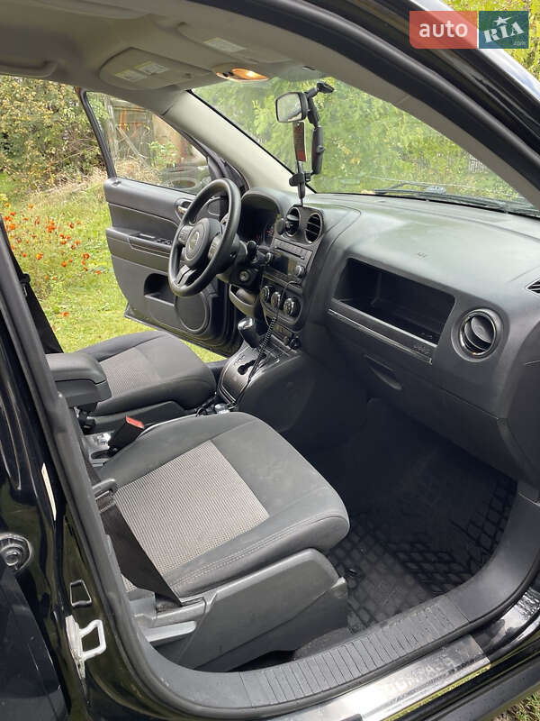 Внедорожник / Кроссовер Jeep Compass 2012 в Киеве