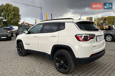 Внедорожник / Кроссовер Jeep Compass 2017 в 
