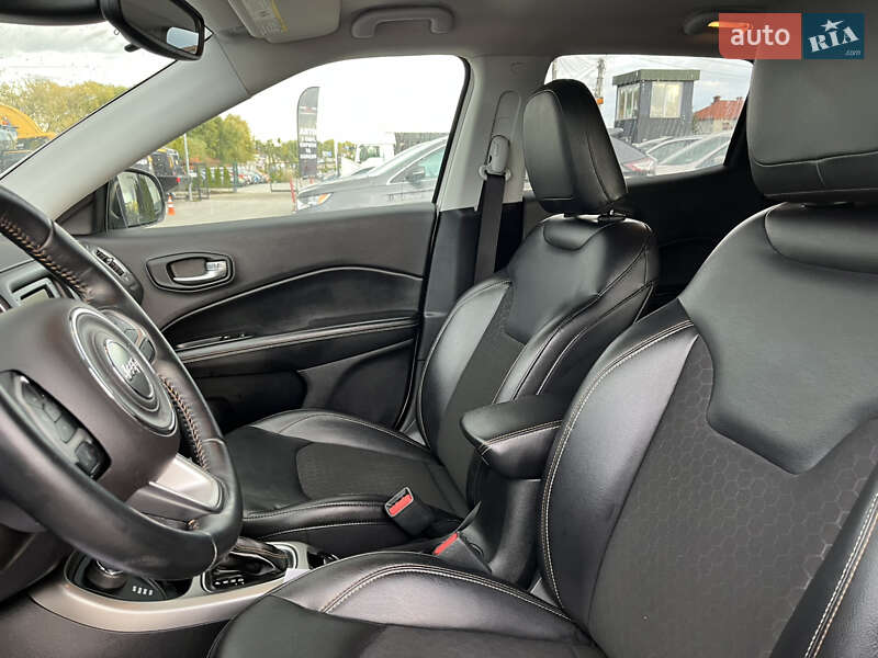 Позашляховик / Кросовер Jeep Compass 2017 в Львові