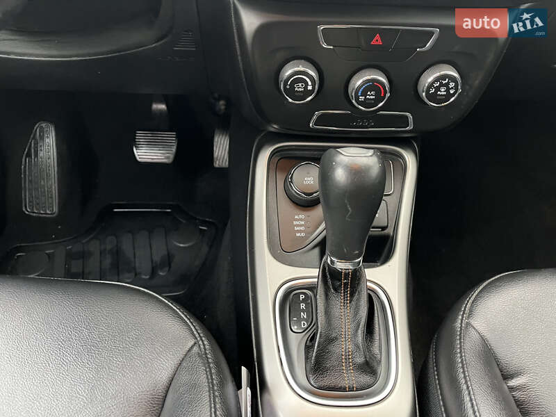 Позашляховик / Кросовер Jeep Compass 2017 в Львові