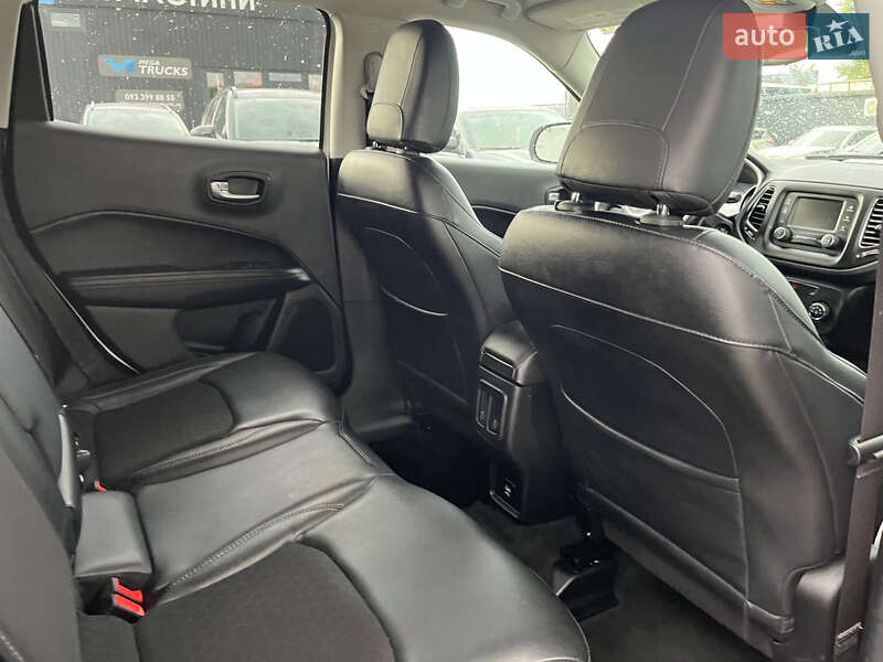 Позашляховик / Кросовер Jeep Compass 2017 в Львові