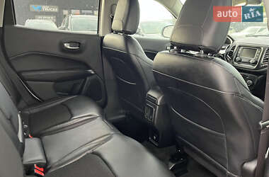 Внедорожник / Кроссовер Jeep Compass 2017 в 