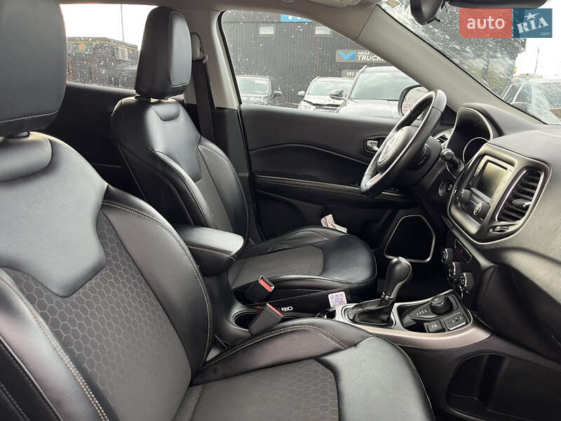 Позашляховик / Кросовер Jeep Compass 2017 в Львові
