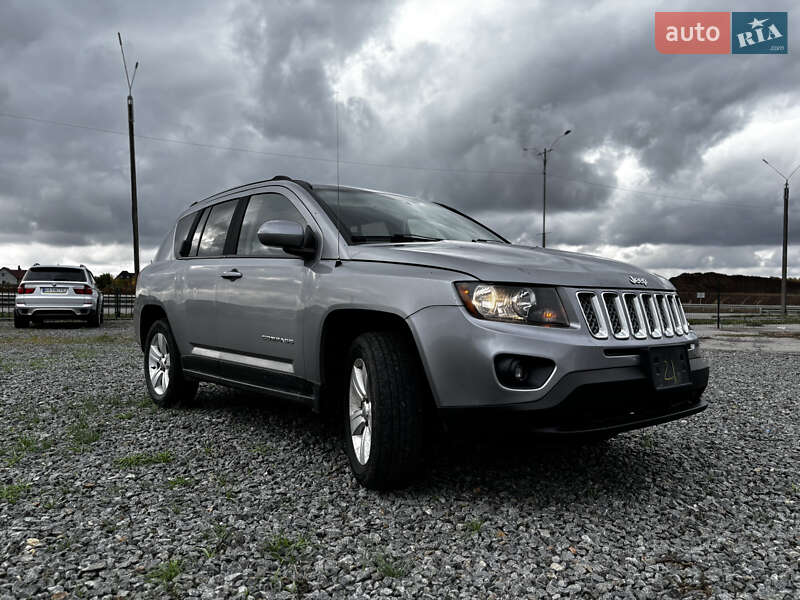 Внедорожник / Кроссовер Jeep Compass 2016 в Умани