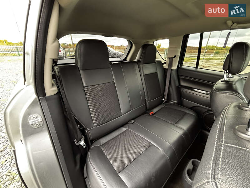 Внедорожник / Кроссовер Jeep Compass 2016 в Умани