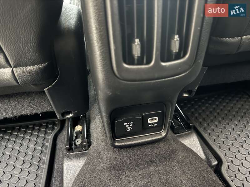 Внедорожник / Кроссовер Jeep Compass 2017 в Киеве фото 28 Внедорожник / Кроссовер Jeep Compass 2017 в Киеве