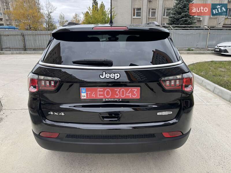Внедорожник / Кроссовер Jeep Compass 2017 в Киеве фото 14 Внедорожник / Кроссовер Jeep Compass 2017 в Киеве