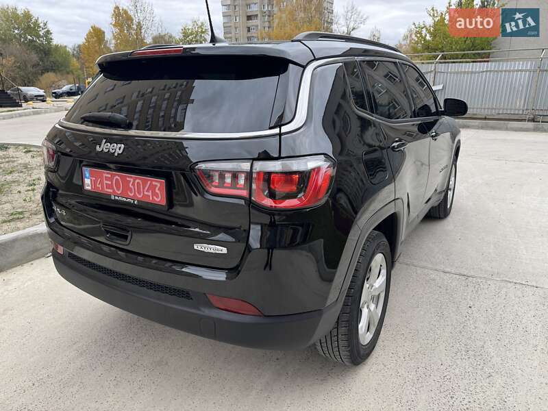 Внедорожник / Кроссовер Jeep Compass 2017 в Киеве фото 46 Внедорожник / Кроссовер Jeep Compass 2017 в Киеве