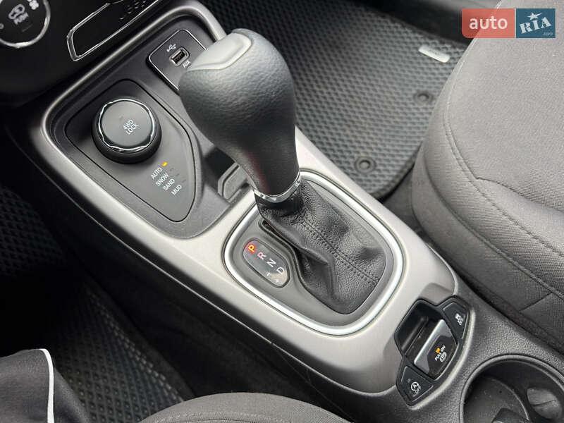 Внедорожник / Кроссовер Jeep Compass 2018 в Сумах