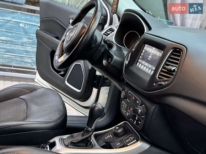Внедорожник / Кроссовер Jeep Compass 2018 в Днепре фото 30 Внедорожник / Кроссовер Jeep Compass 2018 в Днепре