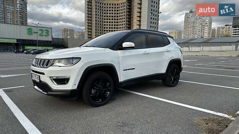 Внедорожник / Кроссовер Jeep Compass 2020 в Киеве