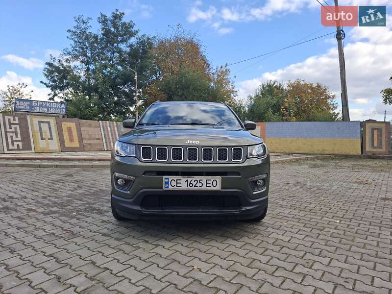 Позашляховик / Кросовер Jeep Compass 2017 в Чернівцях