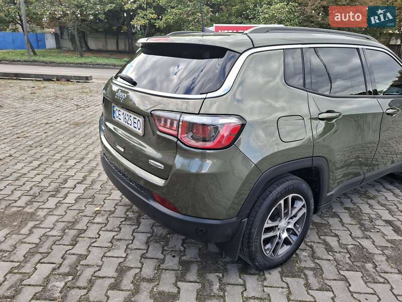 Позашляховик / Кросовер Jeep Compass 2017 в Чернівцях