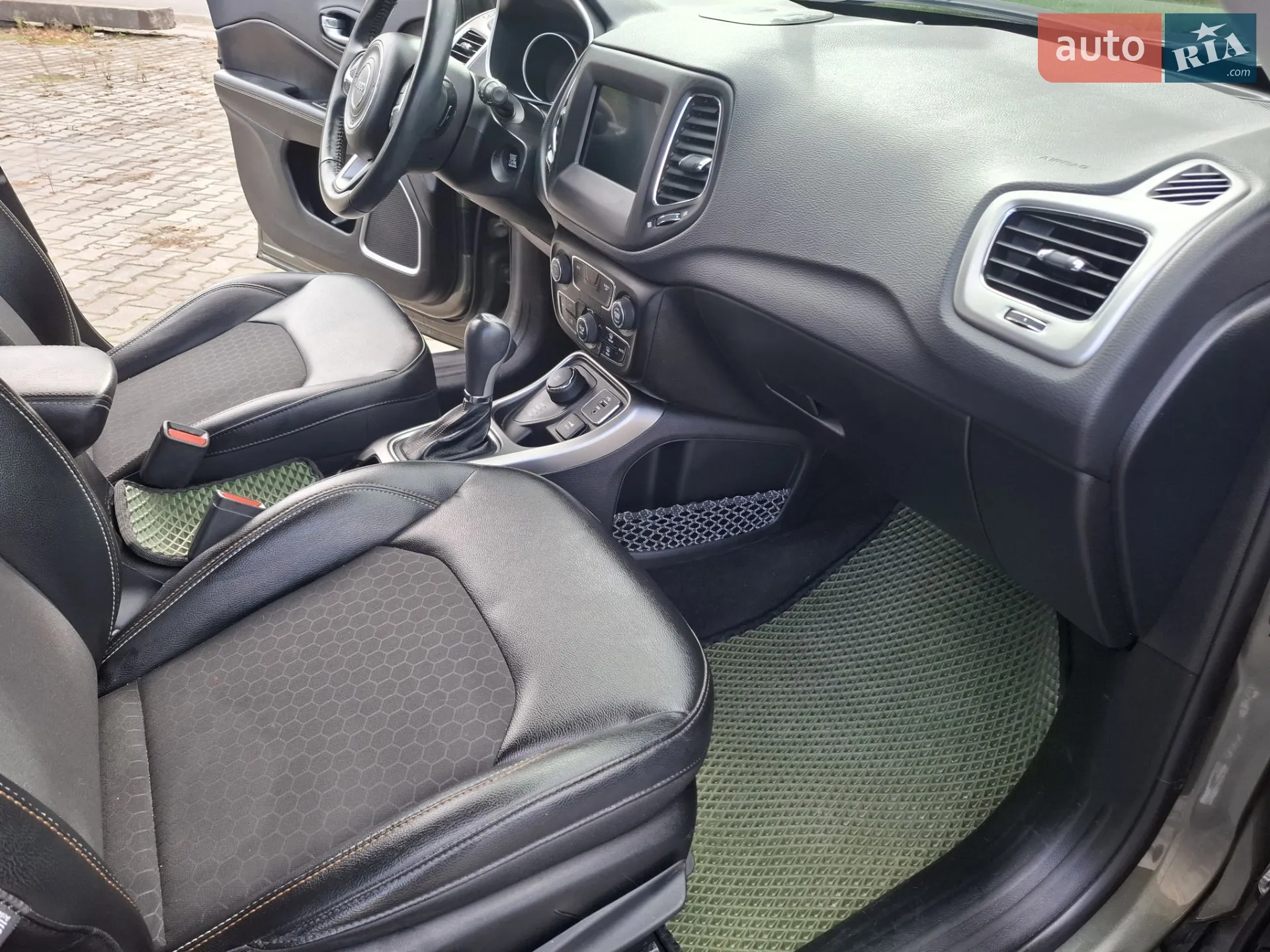 2017 Jeep Compass - мініатюра 40