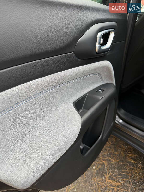 Внедорожник / Кроссовер Jeep Compass 2023 в Киеве фото 19 Внедорожник / Кроссовер Jeep Compass 2023 в Киеве