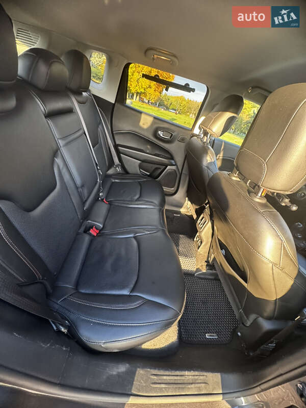 Внедорожник / Кроссовер Jeep Compass 2018 в Ровно