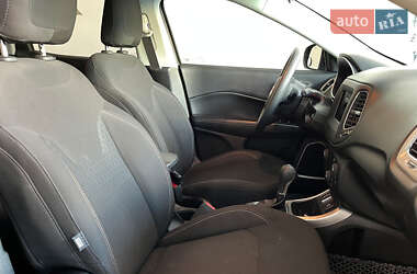 Внедорожник / Кроссовер Jeep Compass 2020 в 