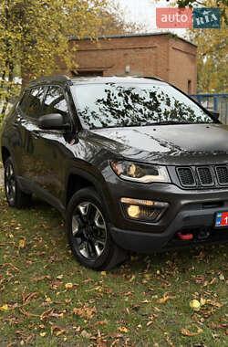 Внедорожник / Кроссовер Jeep Compass 2018 в 