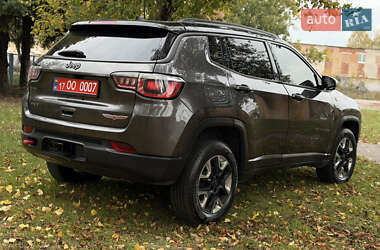 Внедорожник / Кроссовер Jeep Compass 2018 в 