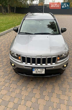 Позашляховик / Кросовер Jeep Compass 2016 в  фото 8 Позашляховик / Кросовер Jeep Compass 2016 в