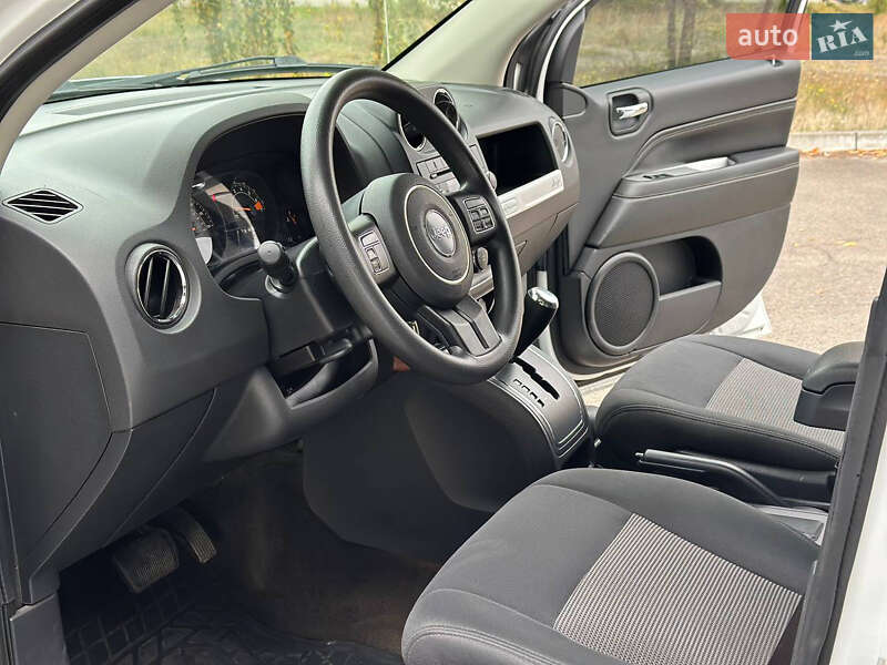 Внедорожник / Кроссовер Jeep Compass 2014 в Днепре