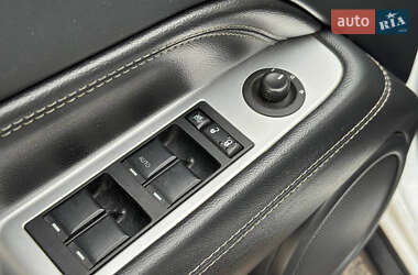Внедорожник / Кроссовер Jeep Compass 2014 в 