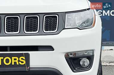 Позашляховик / Кросовер Jeep Compass 2017 в 