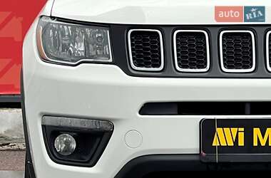 Позашляховик / Кросовер Jeep Compass 2017 в 
