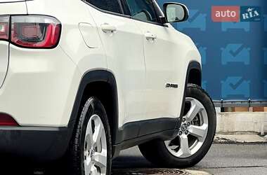 Позашляховик / Кросовер Jeep Compass 2017 в 