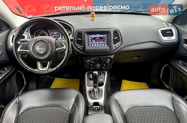 Позашляховик / Кросовер Jeep Compass 2017 в 