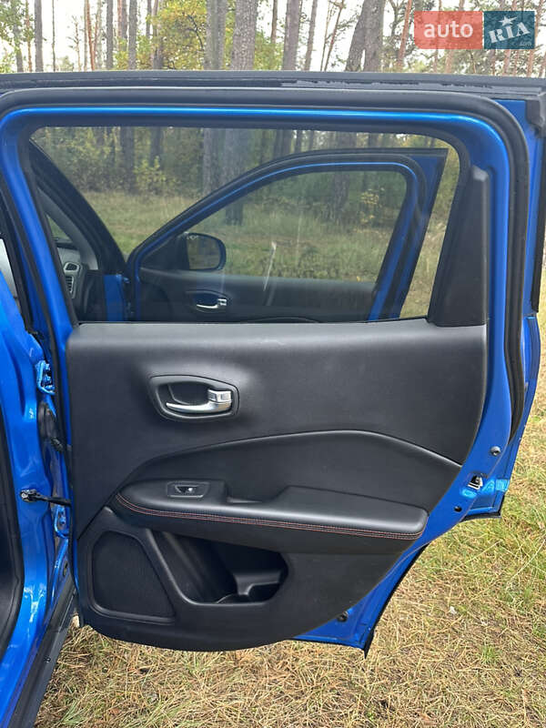 Позашляховик / Кросовер Jeep Compass 2017 в Києві фото 30 Позашляховик / Кросовер Jeep Compass 2017 в Києві