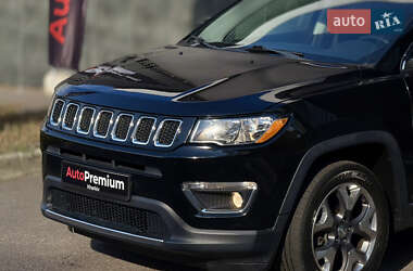 Позашляховик / Кросовер Jeep Compass 2018 в 