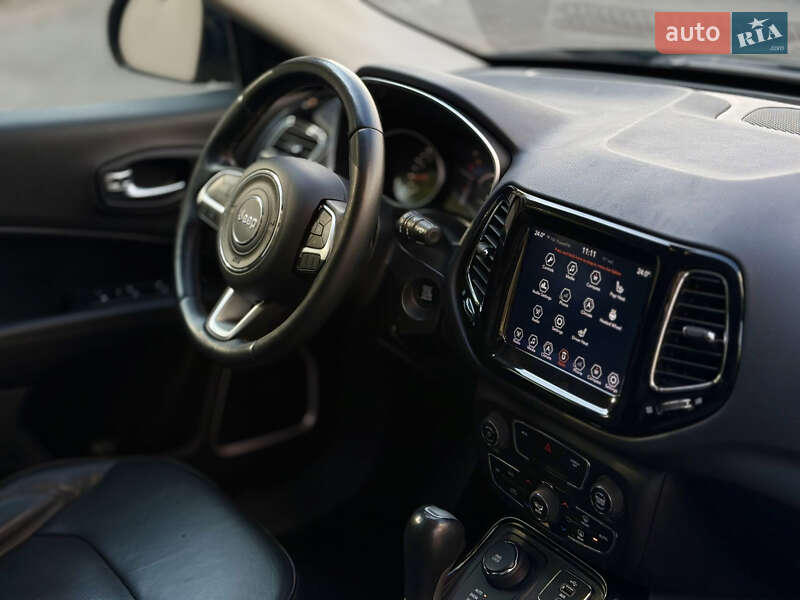Внедорожник / Кроссовер Jeep Compass 2018 в Харькове фото 18 Внедорожник / Кроссовер Jeep Compass 2018 в Харькове