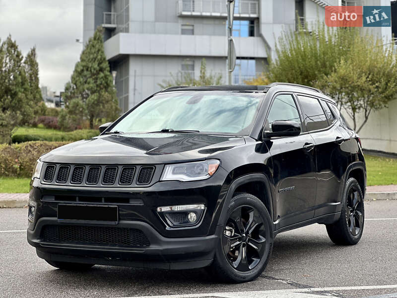 Внедорожник / Кроссовер Jeep Compass 2019 в 