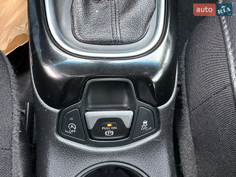 Позашляховик / Кросовер Jeep Compass 2019 в Києві фото 44 Позашляховик / Кросовер Jeep Compass 2019 в Києві